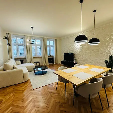 Apartment Starowka *