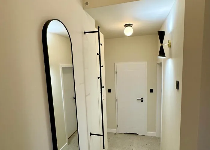 Starowka 耶莱尼亚古拉